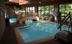 Zoders Inn And Suites